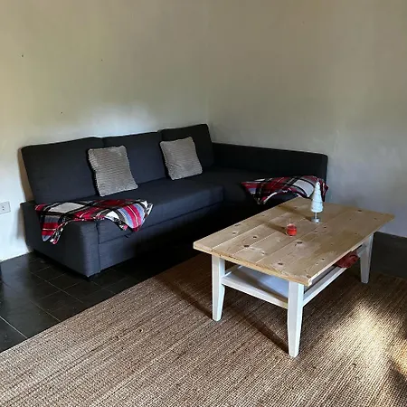 Casa Dieguito, * Valleseco